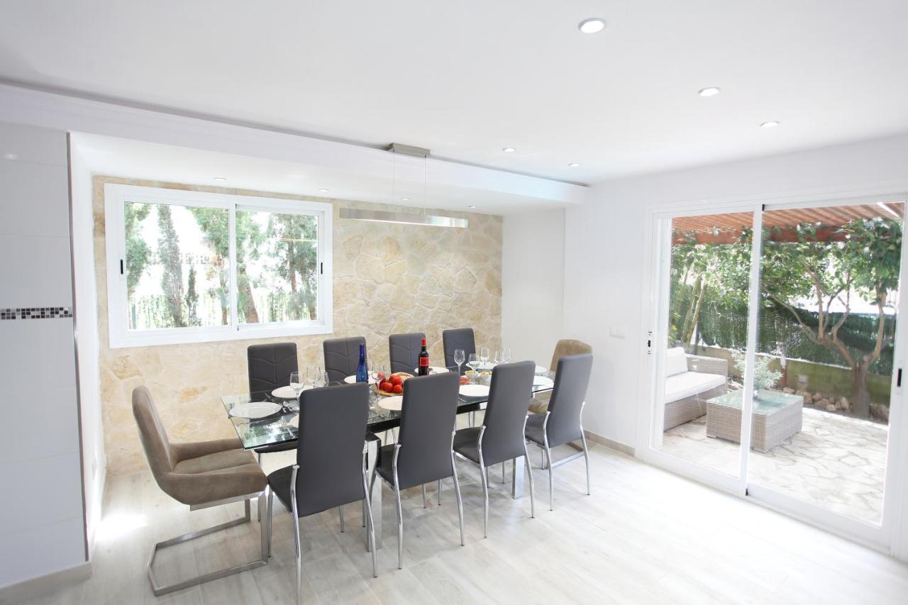 Tropical Garden, Villa With Pool Near The Beach Alcudia  Exterior photo