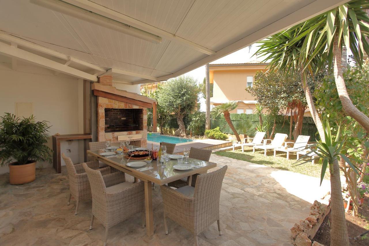 Tropical Garden, Villa With Pool Near The Beach Alcudia  Exterior photo